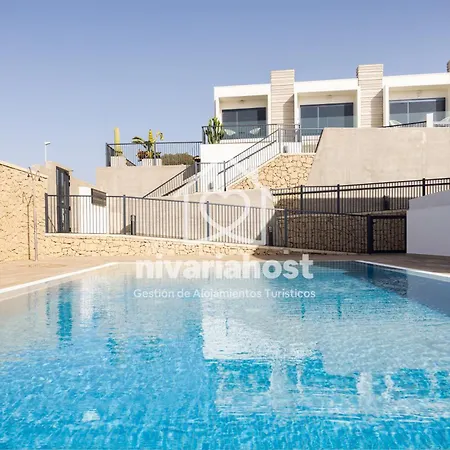Sea Breeze El Medano, By Nivariahost Casa vacanze *